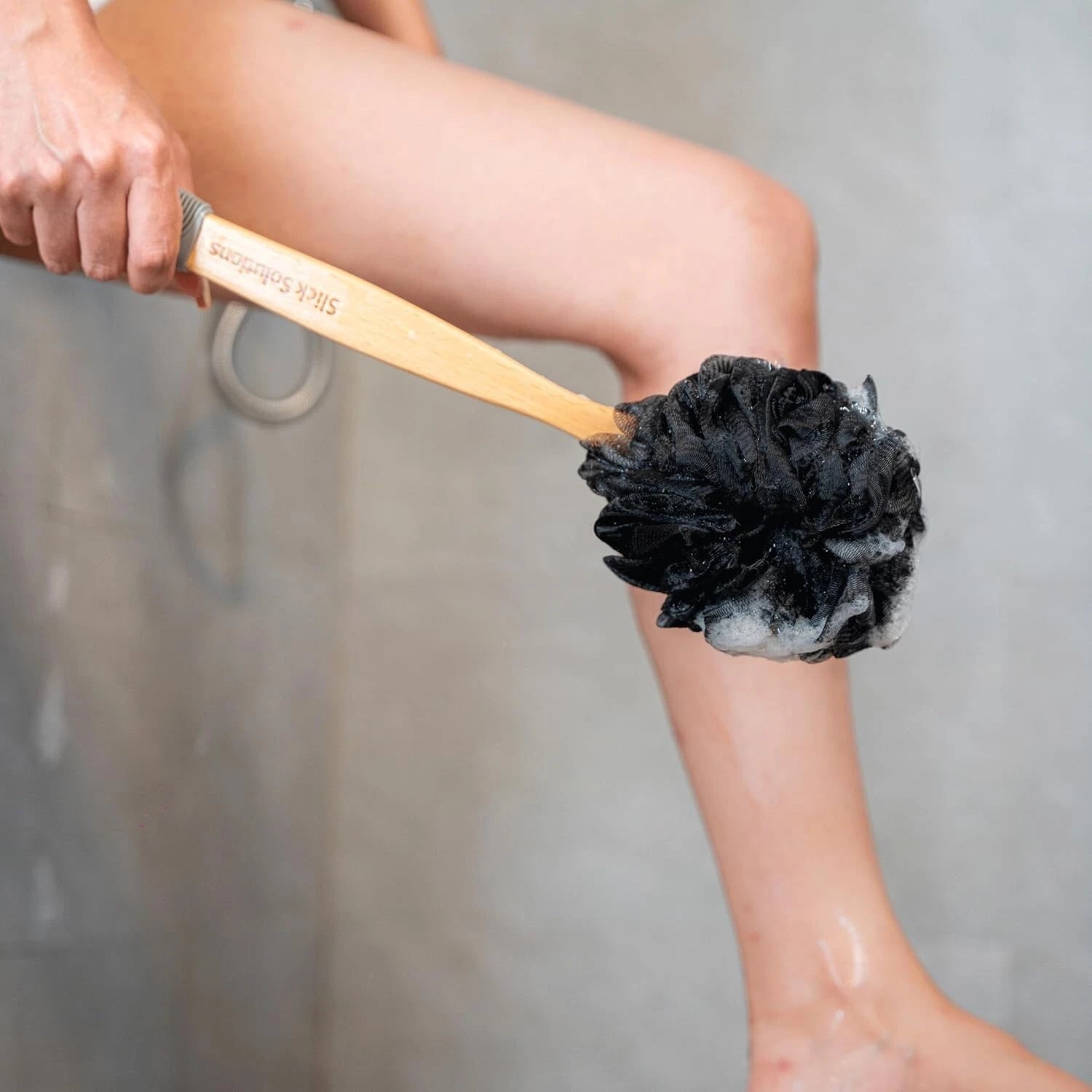 Loofah with Handle Loofah Back Scrubber Back  Loofah Brush on A Stick NEW