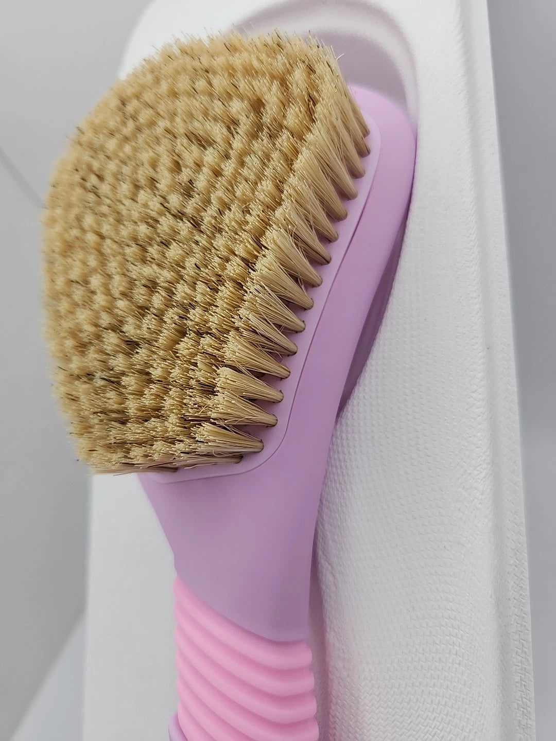 NEW The Skinny Confidential Back/Body Brush Scrubber
