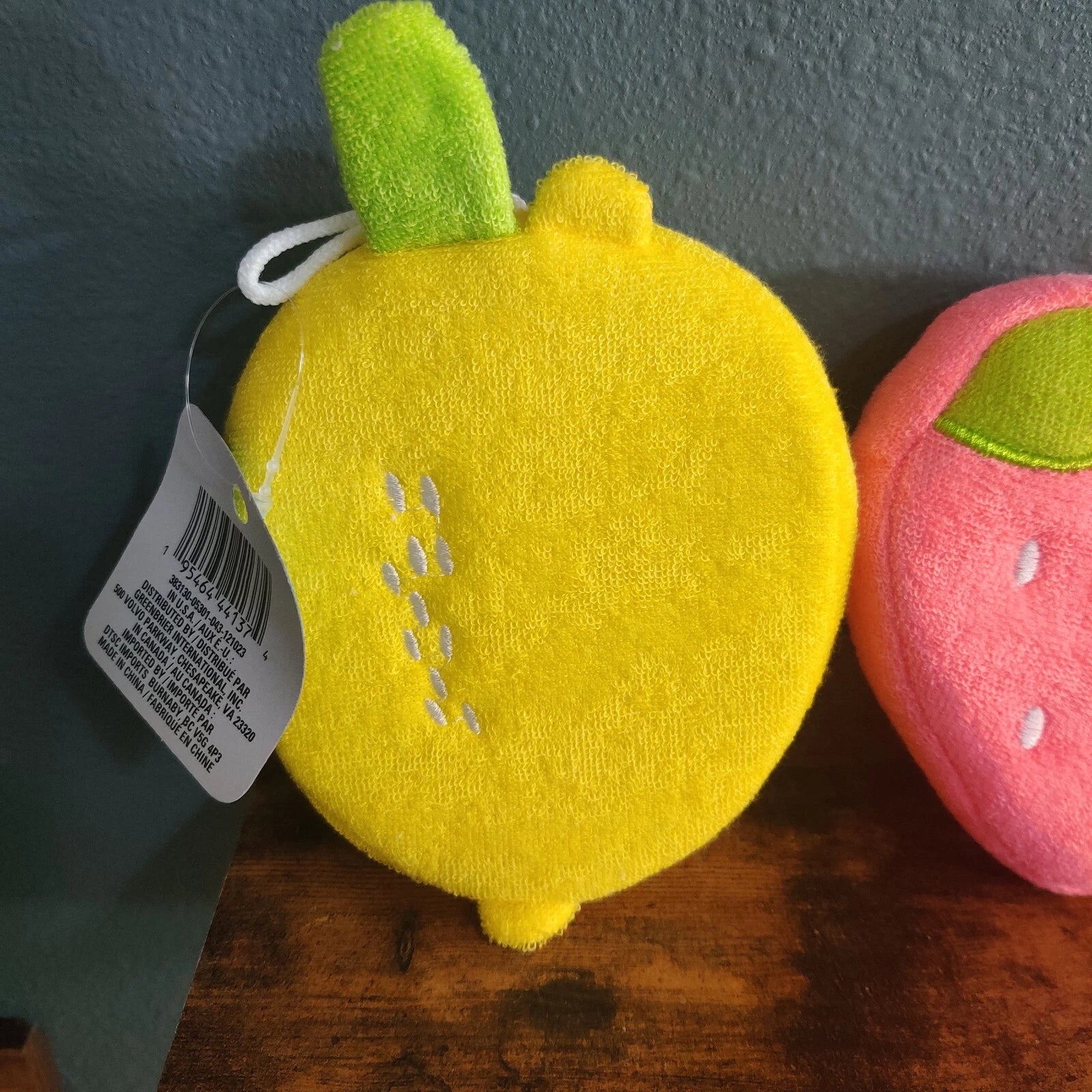 Bath Sponge Set NWT Lemon Strawberry Avocado Cute Kawaii Fruit Body Loofah Scrub