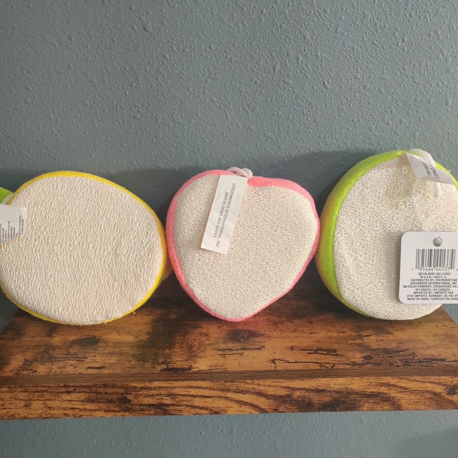 Bath Sponge Set NWT Lemon Strawberry Avocado Cute Kawaii Fruit Body Loofah Scrub